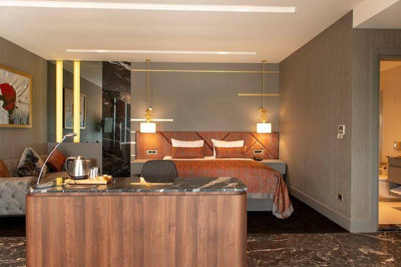 B&C Hotel Atakum Экстерьер фото